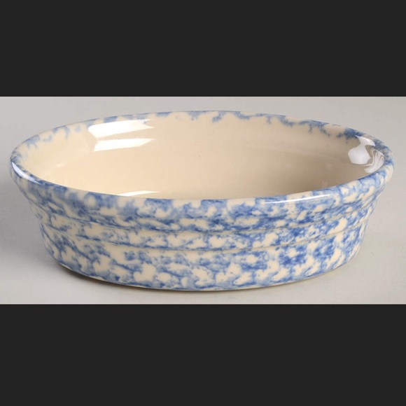 Gerald Henn Workshops Blue Spongeware 8” oval baker and n basket set - Picture 5 of 6